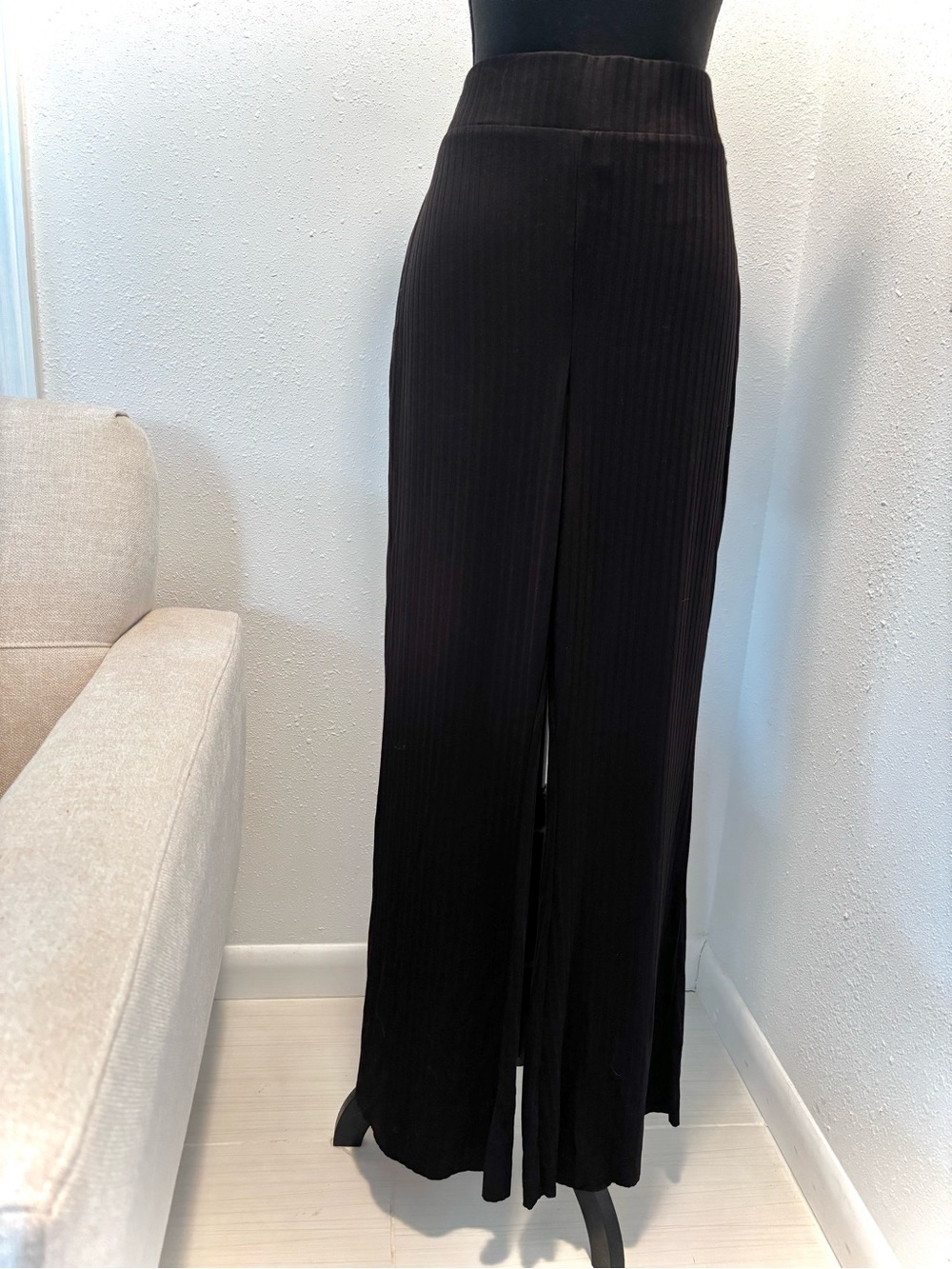 H&M Black Wide-Leg Ribbed Split-Front Pants